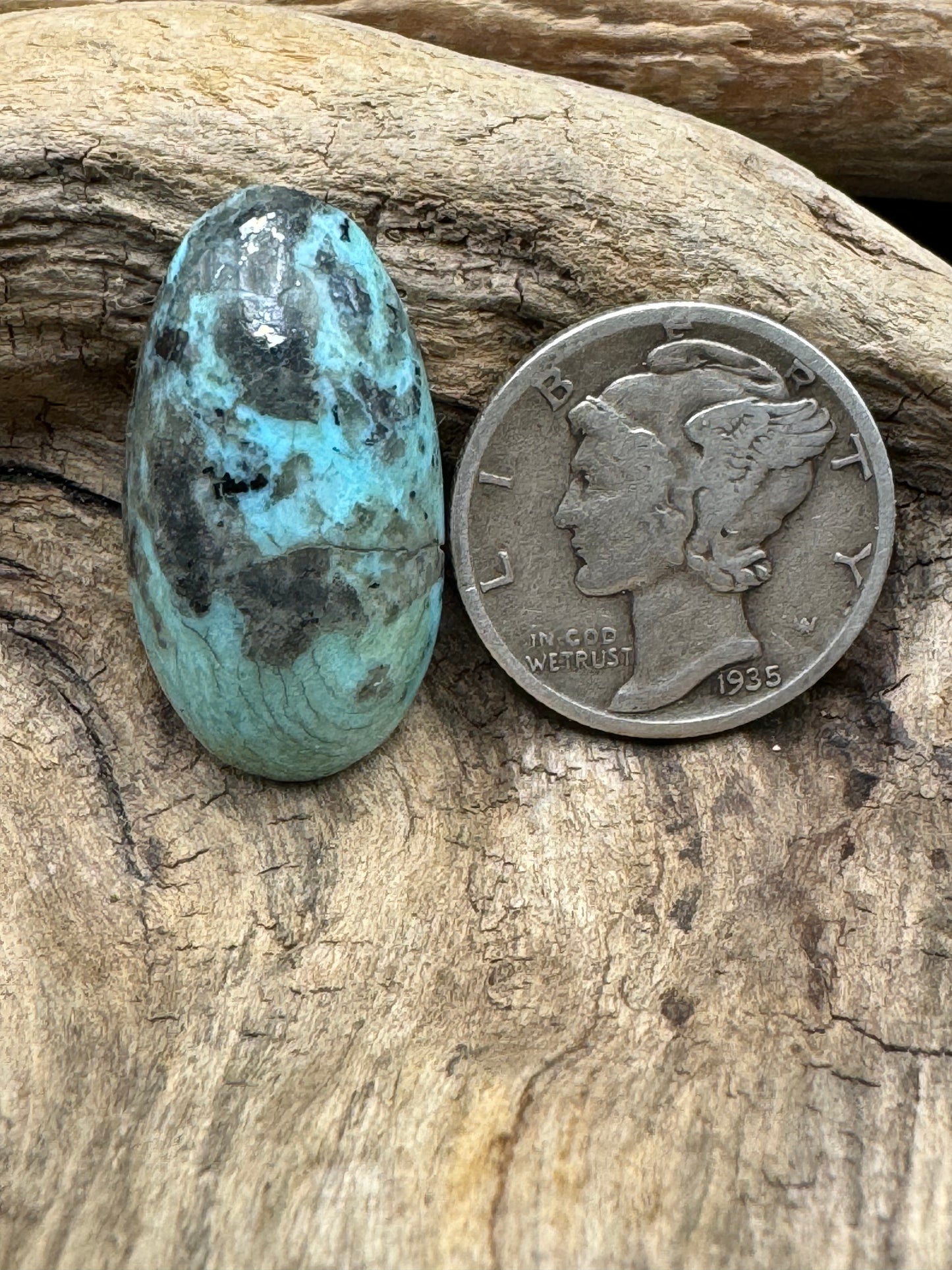 Turquoise cabochon