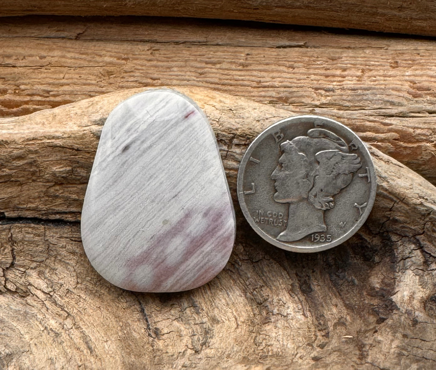 Utah Tiffany stone cabochon