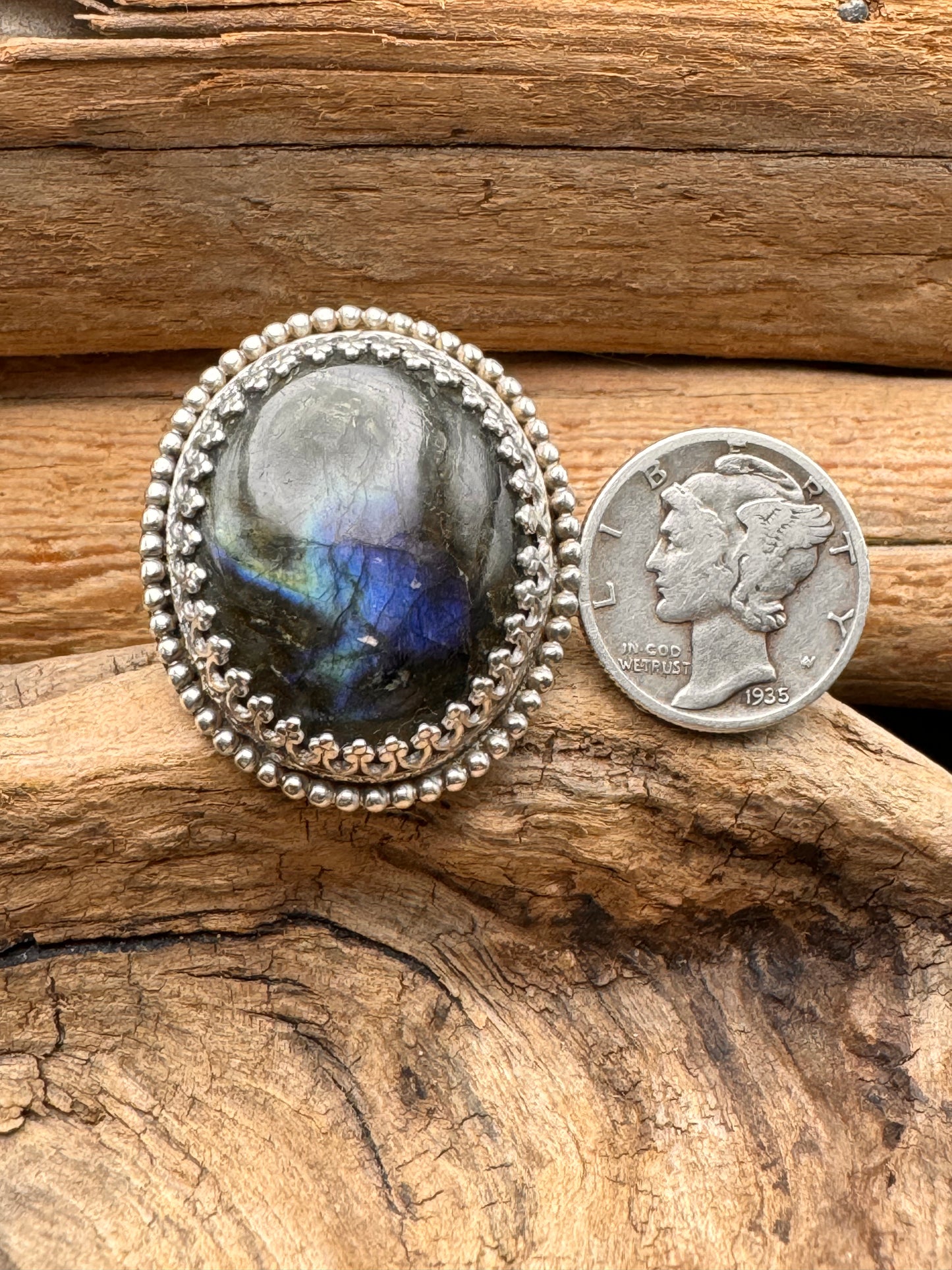 Silver ring Labradorite